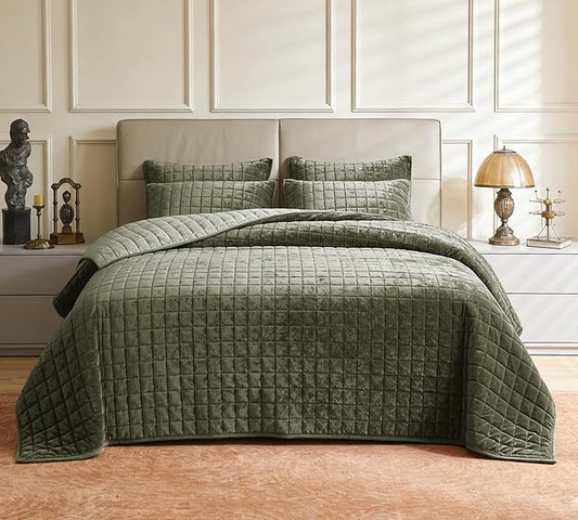 Luxurious Velvet Quilt Oversize King Size Set 120"x128" Ultra Soft Bedding Set Quilted Bedspread Coverlet with 2 Matching Pillow Shams for All Seasons,Army Green