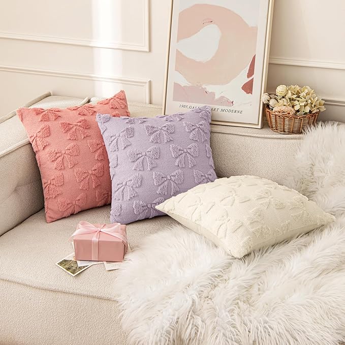MIULEE Light Purple Bow Pillow Covers Coquette Room Decor Aesthetic Set of 2 Decorative Cute Girl Vlentine Pillow Covers Spring Soft Plush Faux Pillowcase for Preppy Room Bedroom Couch,18x18 Inch