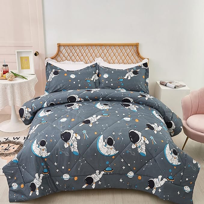 JSD Grey Astronaut Kids Comforter Set Full Size, 3 Piece Space Theme Microfiber Comforter with Pillow Shams, Lightweight All Season Washable
