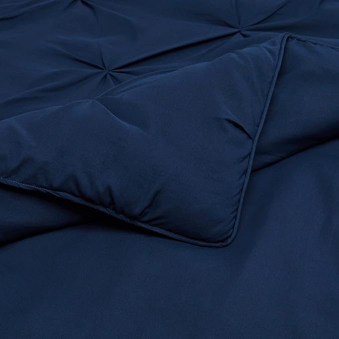 Amazon Basics All-Season Down-Alternative Comforter 2-Piece Bedding Set, Twin/TwinXL, Navy Blue, Pinch Pleat With Piped Edges
