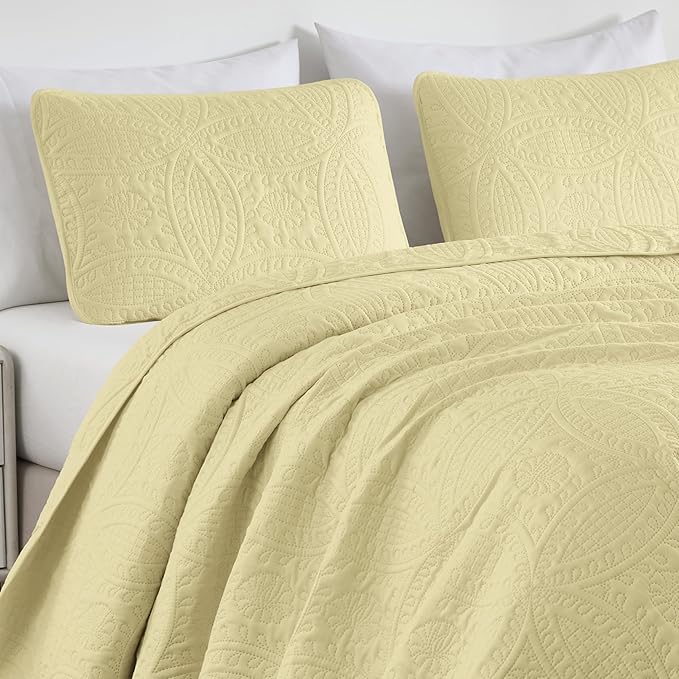 Chezmoi Collection Austin Queen Oversized Bedspread Set, 3-Piece Pinsonic Quilted Lightweight Microfiber Bedspread Coverlet, Pastel Yellow