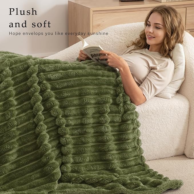 Exclusivo Mezcla Twin Size Flannel Fleece Blanket, Super Soft Striped Jacquard Bed Blanket, Lightweight Fuzzy Cozy for All Seasons, 60x80 Inches, Olive Green
