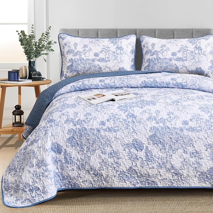 WONGS BEDDING Blue Quilt Set Queen Size, 3 Pieces Botanical Bedspreads Set Lightweight Microfiber Blue Toile Plants Pattern Coverlet Home Decor for All Seasons(96"×90")