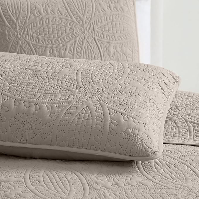 Mellanni Twin Bedspread Coverlet Set - Bedding Cover with Sham - Ultrasonic Quilting Technology - 2 Piece Oversized Quilt Set - Bedspreads & Coverlets (Twin, Beige)