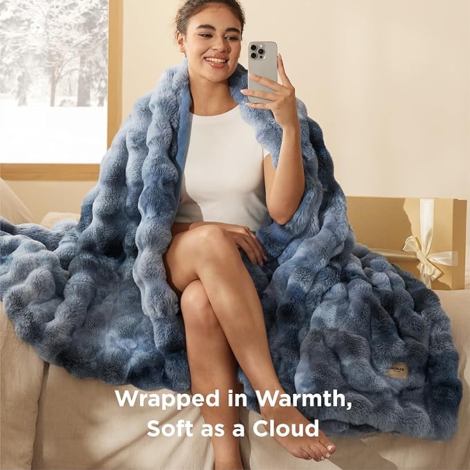 Bedsure GentleSoft Fluffy Fuzzy Twin Blanket, Soft Cozy Fleece Faux Fur Blanket, Pink Decorations Minky Velvet Couch Cover, Thick Warm Plush Women Men Birthday Gifts, 870GSM, Tie-dye Blue