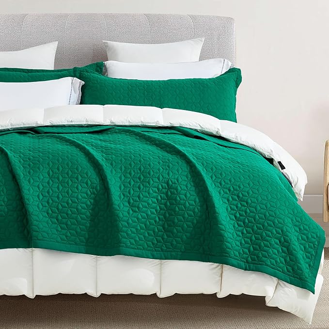 Oversized King Bedspread 128x120 Extra Wide, Modern & Contemporary Look, Lightweight Bedding Cover, Reversible, 5 Piece, 100% Microfiber, Green