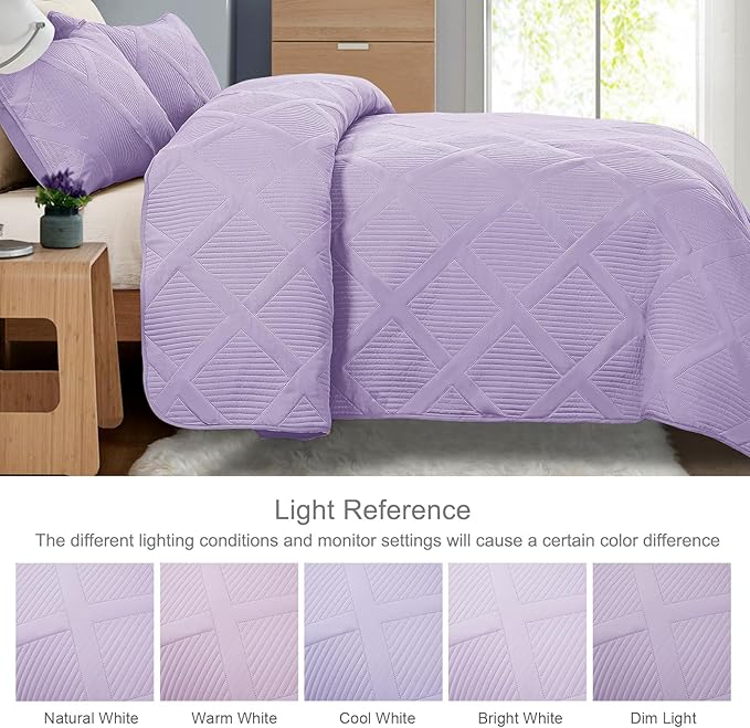 Exclusivo Mezcla Twin Size Quilt Set - Lilac Quilts Bedding Set with 2 Pillow Shams, Modern Bedspread with Striped Pattern, Soft Lightweight Bedspreads Coverlets for All Seasons