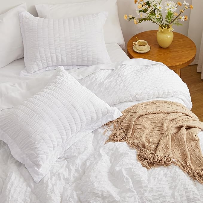 Love's cabin Seersucker White Queen Comforter Set, 7-Piece All Season Lightweight Bed in a Bag Bedding Set with Comforter, Flat Sheet, Fitted Sheet, Pillowcases and Shams | Soft, Breathable, Lightweight