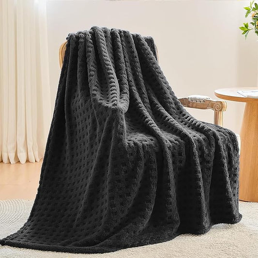 NEWCOSPLAY Super Soft Twin Blanket Black Premium Silky Flannel Fleece 3D Waffle Checkered Lightweight Bed Blanket All Season Use (Black, Twin(60"x80"))
