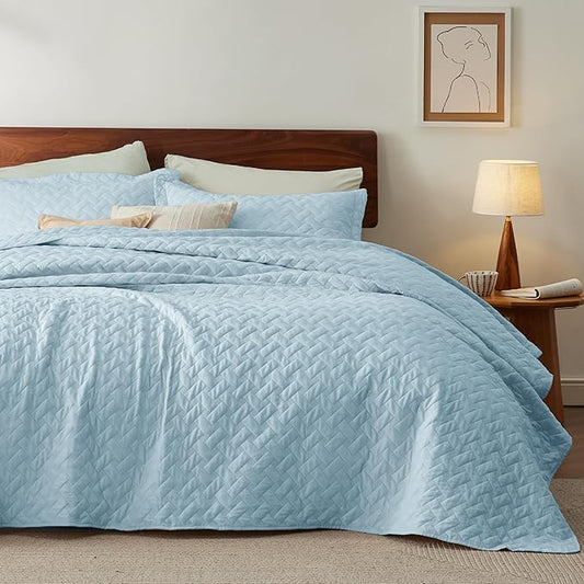 Bedsure Quilts King Size - Lightweight Bedspreads King Size with Basket Weave Pattern, Soft Quilt Bedding, Sky Blue Comforter Coverlet for All Seasons (106" x 96")
