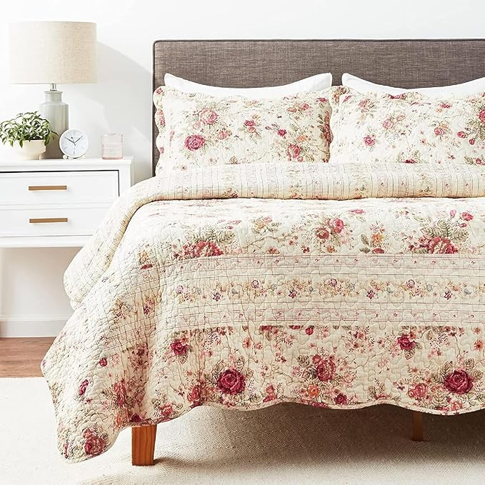 Greenland Home Antique Rose 100% Cotton Heirloom-Quality Quilt Set, 2-Piece Twin/XL, Ecru