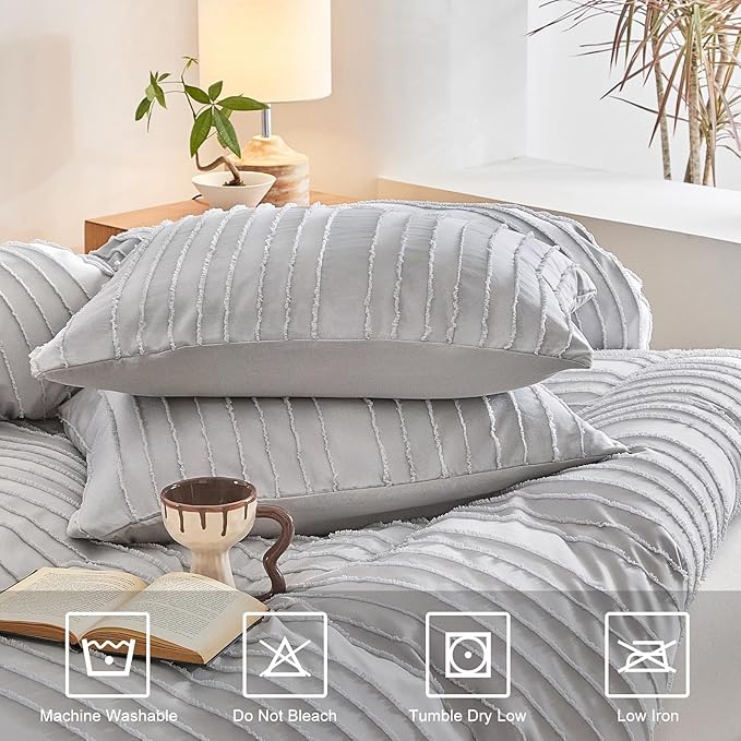 WARMDERN King Boho Duvet Cover Set, Light Grey Striped Microfiber 3pcs Bedding, Zipper Closure, Tufted Bohemian Design, Ultra Soft, Machine Washable