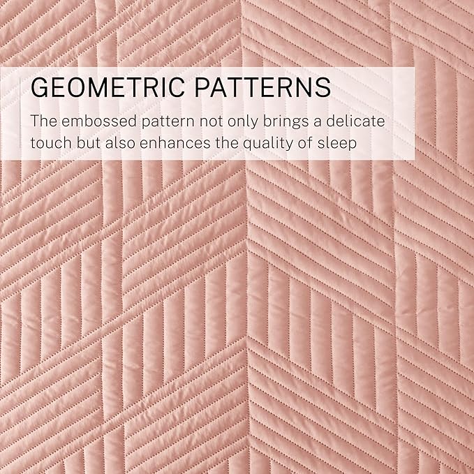Exclusivo Mezcla Ultrasonic Full Queen Quilt Bedding Set, Lightweight Blush Pink Bedspreads Soft Modern Geometric Coverlet Set for All Seasons (1 Quilt and 2 Pillow Shams)