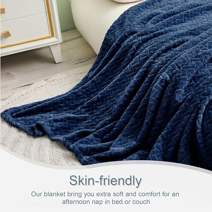 Exclusivo Mezcla Fleece King Size Blanket for Bed, 90x104 Inches Soft Cozy Jacquard Flannel Blankets, Lightweight Fuzzy Plush Warm for Women, Navy Blue