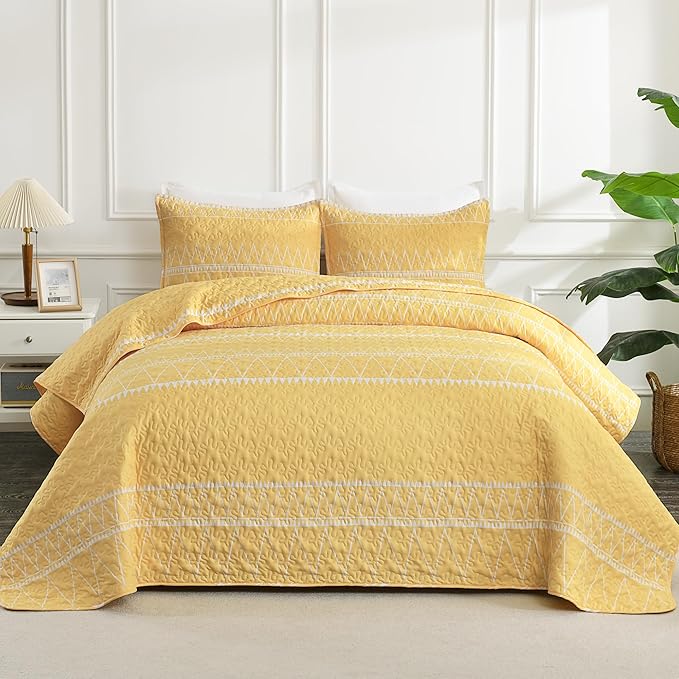 Andency Yellow Twin Quilt Set, 2 Pieces Boho Lightweight Soft Striped Bedspread for All Season (68"x86"), Printed Bohemian Microfiber Reversible Coverlet Comoforter Sets