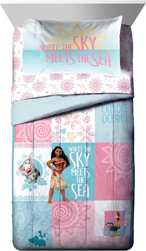 Jay Franco Disney Moana Full Comforter Set â€“ Tropical Patchwork 7 Piece Bedding Features Pua and HEI HEI -Includes Sheet Set & Pillow Covers - Super Soft Kids Microfiber Bed Set