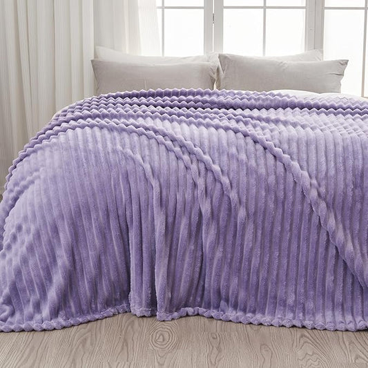 NEWCOSPLAY Super Soft Queen Blanket Lavender Premium Silky Flannel Fleece 3D Ribbed Jacquard Lightweight Bed Blanket All Season Use (Lavender Ribbed, Queen(90"x90"))