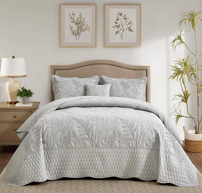 Botanical Oversized Bedspread Queen Size - Leaves Pattern Stitching Quilt Set - Elegant & Fresh Style Bedding Coverlets, Reversible, Lightweight, 5 Piece, Grey