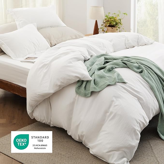 Bedsure Twin Size Duvet Cover with Fitted Sheet - 3 Pieces Prewashed Polyester Extra Soft Bedding Set, Includes 1 Duvet Cover 68''x90'' with Zipper Closure, 1 Pillow Sham, 1 Fitted Sheet, White