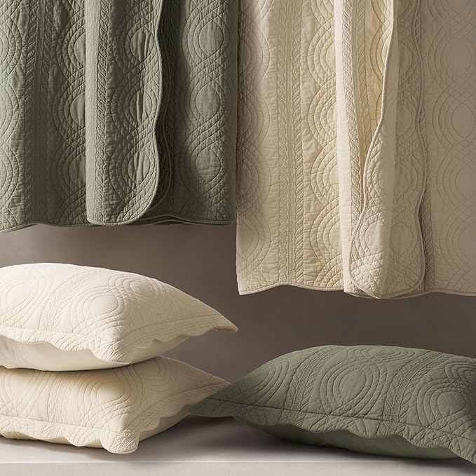 EVERGRACEHOME 100% Cotton Scallop Quilt Set, King Size 3 Piece Set – Lightweight Bedspread with 2 Shams, Soft Prewashed Matelasse Coverlet for Cozy and Elegant Bedding, Olive Green