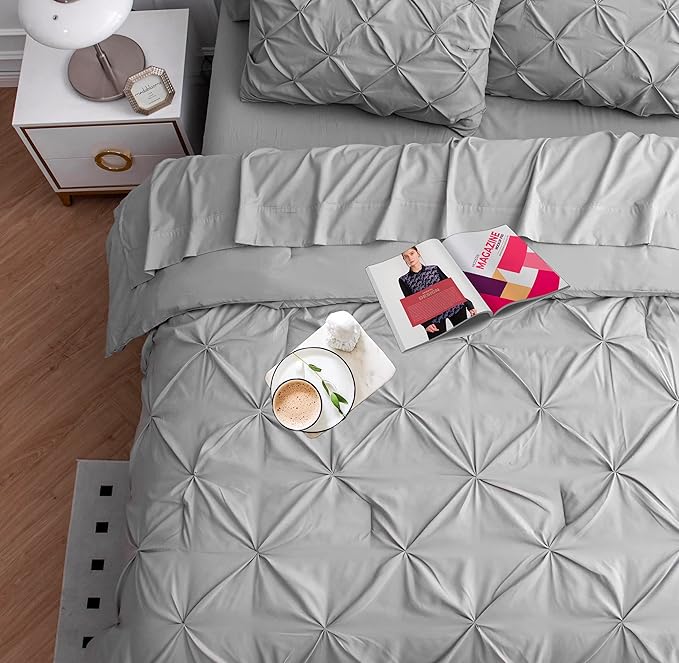 Full Size Bed Sheets Comforter Sets - Bed in a Bag Full Size Bedding Set 7-Piece - Premium Quality Pintuck Stitching - Comforter with Sheets, Pillowcases & Shams - Comfort for Everyday Sleep – Silver | Premium pintuck, Soft breathable, Light comfort, E...