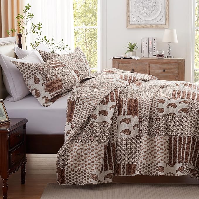 LEAONME Quilt Set King Size 3 Piece Bedspread Coverlet Lightweight Comforter Microfiber Reversible Bedding Set for All Season Oversized 98x106 Inch Bed Cover Paisley Brown (1 Quilt, 2 Pillow Shams)