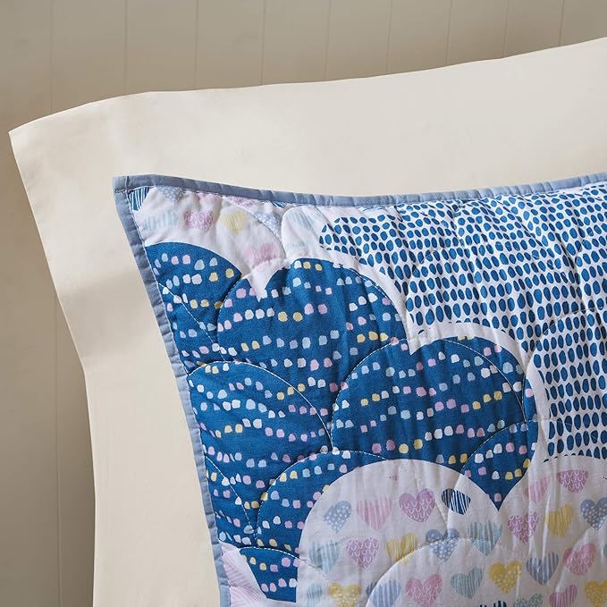 Intelligent Design Kids Reversible Cotton Quilt Set - Vibrant Fun, Playful Print, All Season Children Bedding Coverlet Bedspread, Decorative Pillow, Bedroom Décor, Twin, Cloud Blue 4 Piece