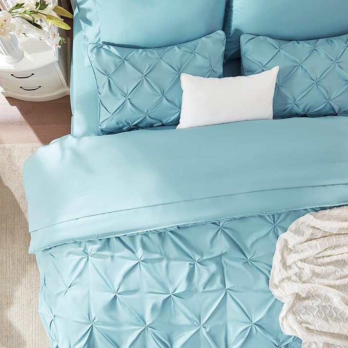 Fluffy Comforter Queen Set, 7 Pieces Pinch Pleat Design Bedding Set, Down Alternative Comforter with 2 Pillow Shams, 2 Pillowcases, 1 Flat Sheet, 1 Fitted Sheet (Stone Blue Pinch Pleat, Queen)