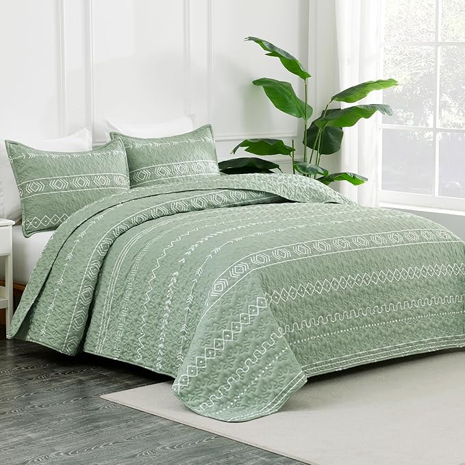 Andency Sage Green Quilts Queen Size, 3 Pieces Queen Quilt Bedding Set Boho Lightweight Soft Striped Bedspread for All Season (90"x96"), Printed Bohemian Microfiber Reversible Coverlet Comoforter Sets