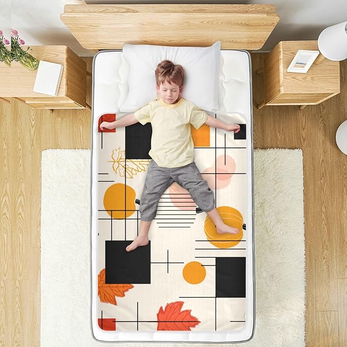 Waterproof Bed Pad Reusable Changing Pad Toddler Mattress Protector Large Pee Pad Baby Diaper Pad Soft Washable Liner Beige Thanksgiving Pumpkin Maple Leaf