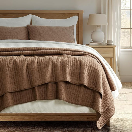 EVERGRACE Cross Stitch Pre-Washed Cotton Quilt Bedding Set King Size, Oversized 3 Pieces Lightweight Bedspread Coverlet for All Season, with 2 Matching Shams, Camel Brown,108"x96"