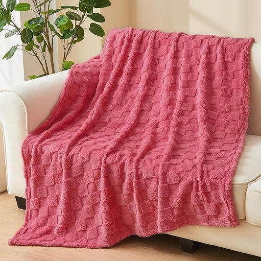 NEWCOSPLAY Super Soft Throw Blanket Coral Pink Premium Silky Flannel Fleece 3D Checkered Lightweight Bed Blanket All Season Use (Coral Pink Checkered, Throw(50"x70"))