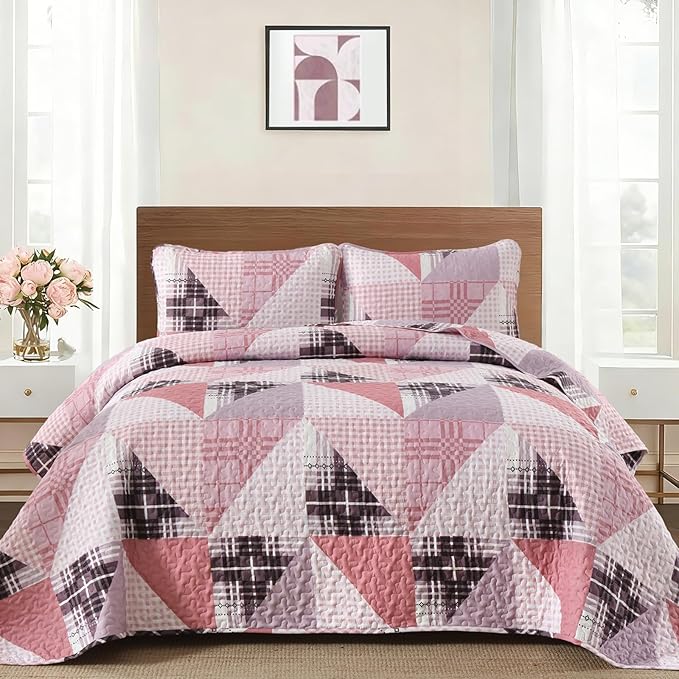 Annibedding Pink Quilt King Size, 3 Pieces Patchwork Bedspread Geometric Bedding Set for All Season, Soft Lightweight Reversible Plaid Bedspread with Wave Quilting (King, 110''x90'')
