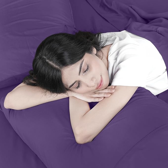 Utopia Bedding Queen Size Sheet Set – 4 Piece Bed Sheets, Soft and Breathable Microfiber, Includes 1 Fitted Sheet, 1 Flat Sheet and 2 Pillowcases – Oeko Tex (Eggplant)