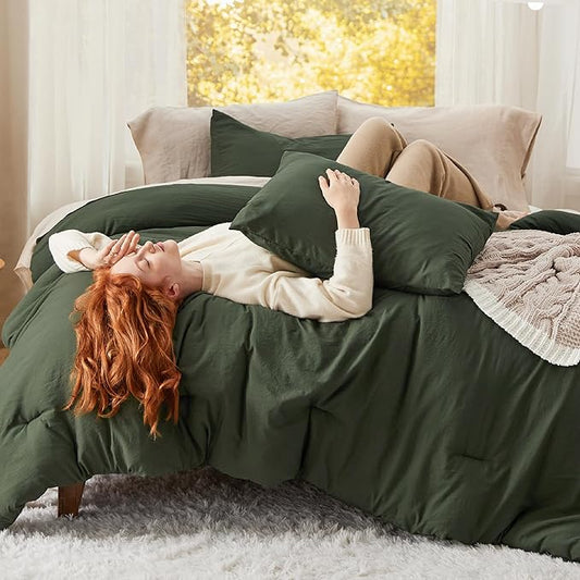 Bedsure California King Comforter Set, Dark Green Soft Prewashed Bedding for All Seasons, 3 Pieces GentleSoft™ Bed Set, 1 Lightweight Comforter (104"x96") and 2 Pillowcases (20"x36")