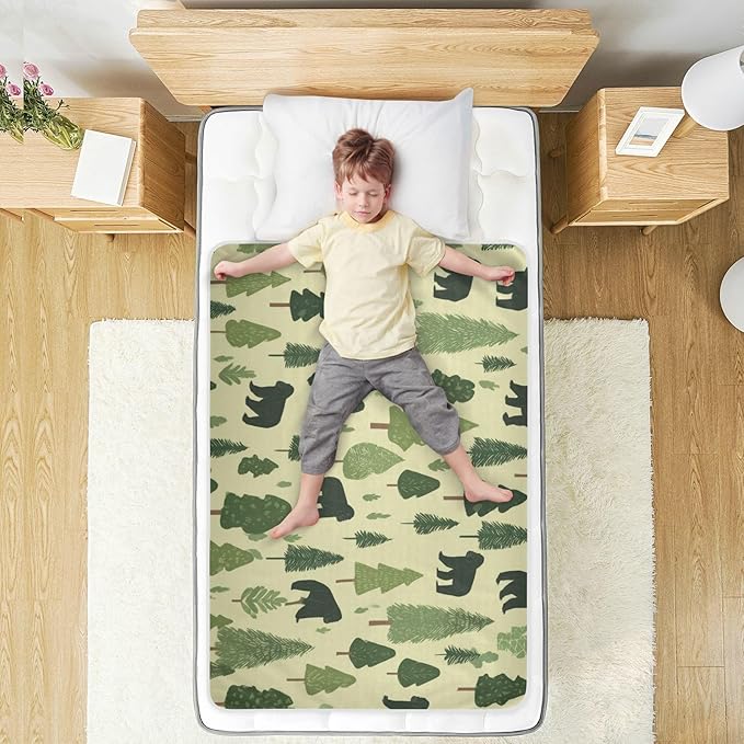 Waterproof Bed Pad Reusable Changing Pad Toddler Mattress Protector Large Pee Pad Baby Diaper Pad Soft Washable Liner Forest Cartoon Gorillas Green