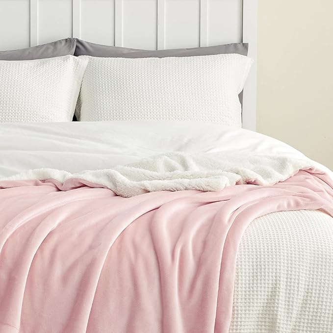 Bedsure GentleSoft Sherpa Fleece Twin Size Blanket for Couch, Non-Heated, Thick and Warm Throw for Women and Girls, Soft Fuzzy Plush Blanket for Winter, Room Home Decor, Pink, 60x80 Inches