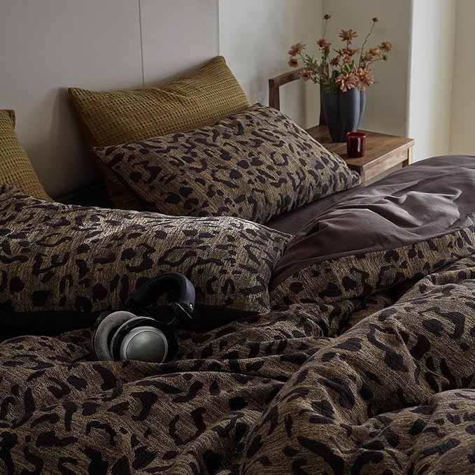 LifeTB Leopard Print Duvet Cover Twin XL Yarn-Dyed Jacquard Cotton Duvet Cover Brown Leopard Pattern Comforter Cover Farmhouse Bedding Set Animal Cheetah Printed Comforter Cover with 2 Pillowcases