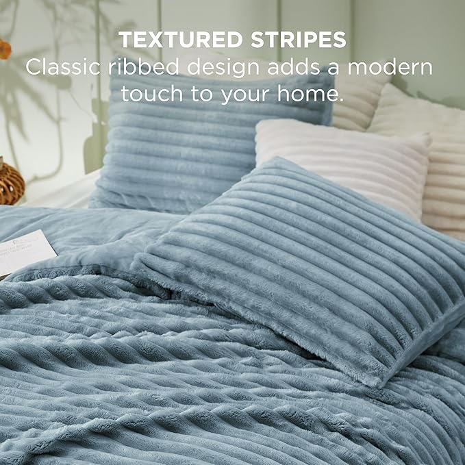 Bedsure Comforter Full Size - GentleSoft™ 3 Pieces Fluffy Double-Side Fleece Comforter Set, Cozy Striped Room Decor Aesthetic, Luxury Mineral Blue Full Size Bedding with 2 Pillowcases, 82x86 Inches