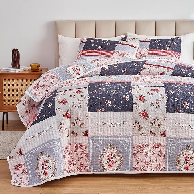 Patchwork Quilt Set Full/Queen Size, 3 Pieces Pink Purple Floral Plaid Summer Bedspread Coverlet Set, Soft Microfiber Lightweight Bed Cover for All Season (90" x 90", 1 Quilt+ 2 Pillow Shams)