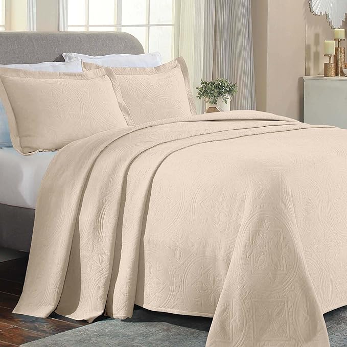 Superior 2 Piece Celtic Circles Cotton Bedspread Set, Decorative Bed Spread, Home Bed Decor, 1 Pillow Sham, Medium Weight Blanket, Matelasse Coverlet Bedding, Wedding Ring Design, Twin, Ivory