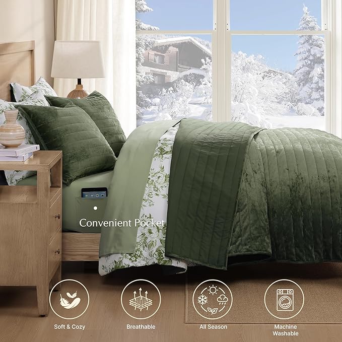 WRENSONGE Velvet Queen Quilt Set-3 Pieces Olive Green Luxurious Striped Channel Velvet Comforter with 2 Shams, Soft Bedspread Coverlet Quilted Bedding Set for All Season
