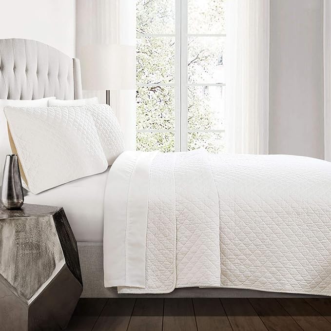 Lush Decor Ava Quilt Diamond Pattern Solid 3 Piece Oversized Bedding Blanket Bedspread Set - King - White