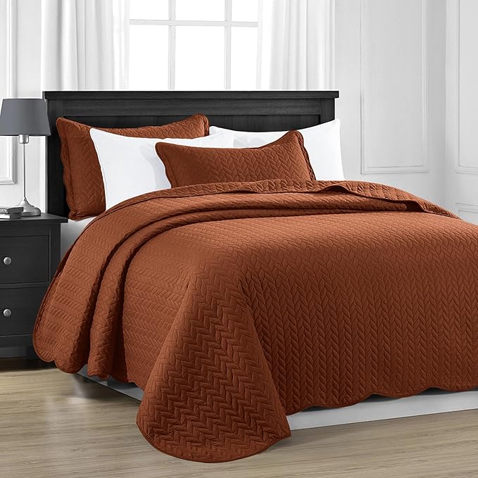 MOONLIGHT20015 Quilt King Size (106" x 96") with 2 Pillow Shams (20" x 36"+2") for All Seasons - 3 Pcs Lightweight Bedding Set Reversible Coverlet Embossed Quilted Bedspread (Rust)