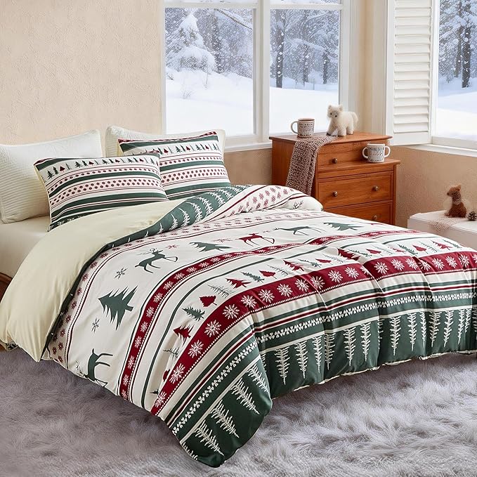 Lekesky Duvet Cover Queen Size,3 Pieces Reversible White Reindeer Snowflake Green Bedding Set with Zipper Closure and Corner Ties(1 Duvet Cover 90x90 inches + 2 Pillowcases)