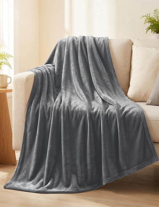 Casa Platino Fleece Throw Blankets – 300 GSM White – Soft Cozy Warm Holiday Throws for Winter, Fuzzy Plush Elegant Gifts for Kids, Men & Women - Ideal for Couch, Sofa, Chair or Bed - 50x60 Inch