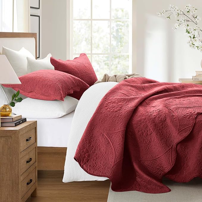 IR Imperial Rooms 10 Pack Queen Quilt Bedding Set (90" x 96") - Bulk Wholesale for Hotels, Guest Bedroom & Airbnbs - Lightweight Microfiber Reversible Floral Embossed Quilts Bedspreads (Burgundy)
