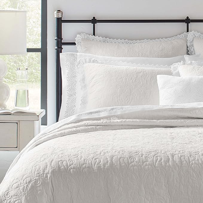 Laura Ashley - Twin Quilt Set, Reversible Cotton Bedding with Matching Sham, Pre-Washed Home Decor for Added Softness (Heirloom Crochet White, Twin)