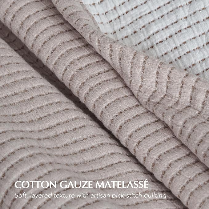 EVERGRACEHOME Cotton Gauze King Bedspread, Ultra Soft Prewashed Pick Stitch Matelassé Coverlet, Lightweight Oversized King Quilt Bedding Set for All Season, w/ 2 Shams, Rosette Beige reverses White