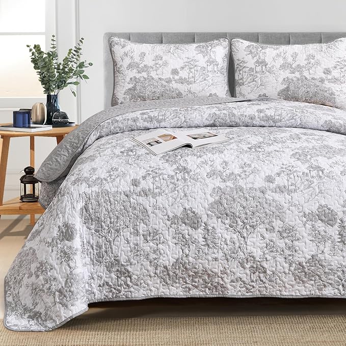 WONGS BEDDING Grey Quilt Set King Size, 3 Pieces Botanical Bedspreads Set Lightweight Microfiber Grey Toile Plants Pattern Coverlet Home Decor for All Seasons(104"×90")